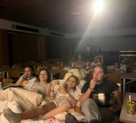 Filmabend 2. Klasse Filmabend 2. Klasse