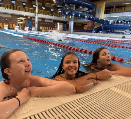 Schwimmer mit den 3. Klassen 2