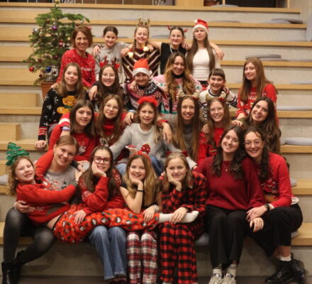 Weihnachtsfeier Gruppenfoto Weihnachtsfeier Gruppenfoto