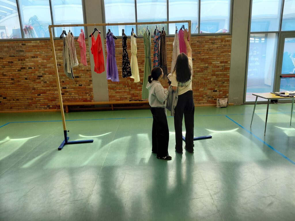 Kleidertauschbörse / Il Mercatino dei Vestiti